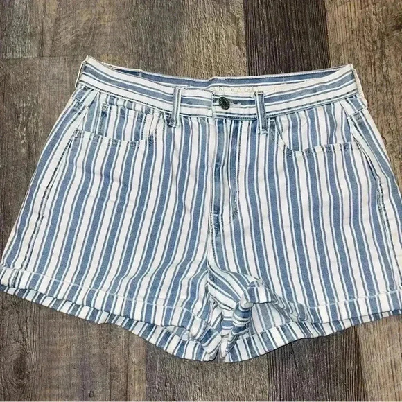 American eagle Jean stripped shorts size 2 - Picture 1 of 7